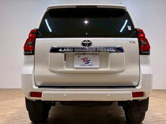 TOYOTA LANDCRUISER PRADO 2023 Image 31