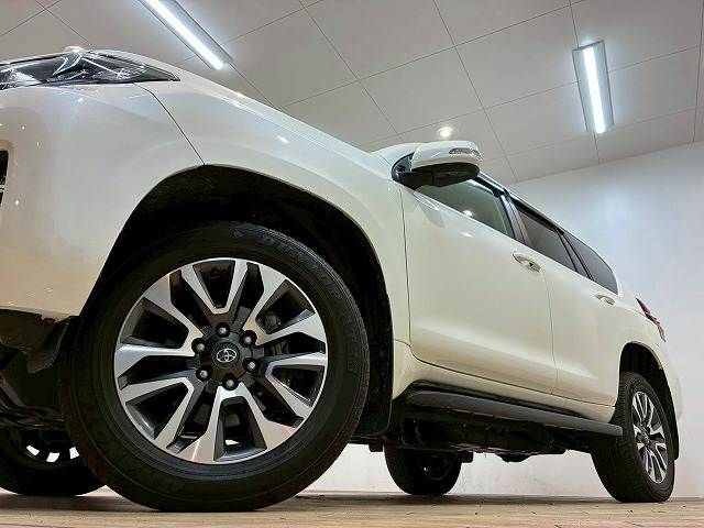 TOYOTA LANDCRUISER PRADO 2023 Image 31