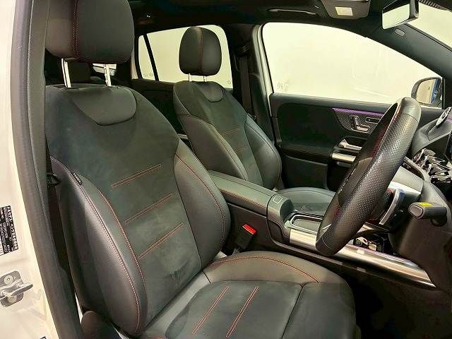 MERCEDES BENZ EQA 2024 Image 31