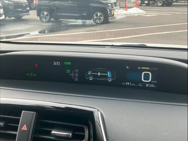 TOYOTA PRIUS 2016 Image 31