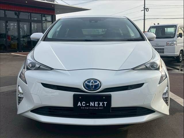 TOYOTA PRIUS 2016 Image 31
