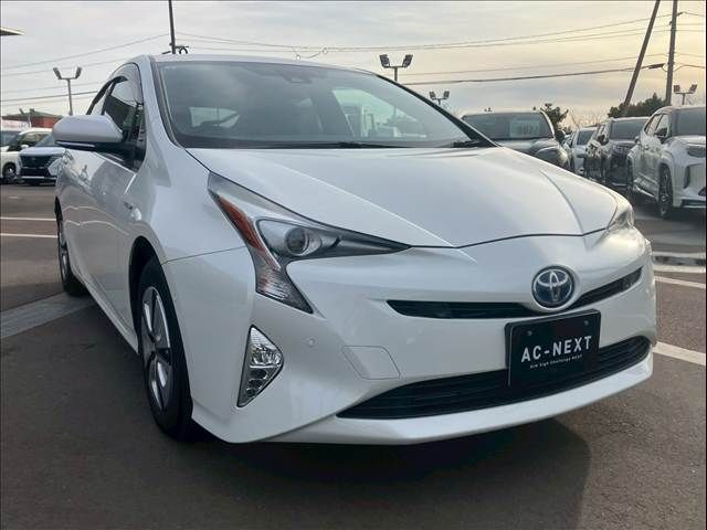 TOYOTA PRIUS 2016 Image 31
