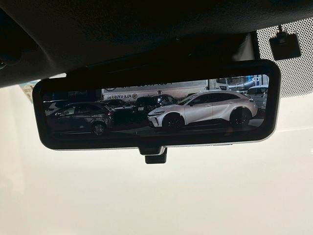 TOYOTA HIACE VAN 4WD 2023 Image 31