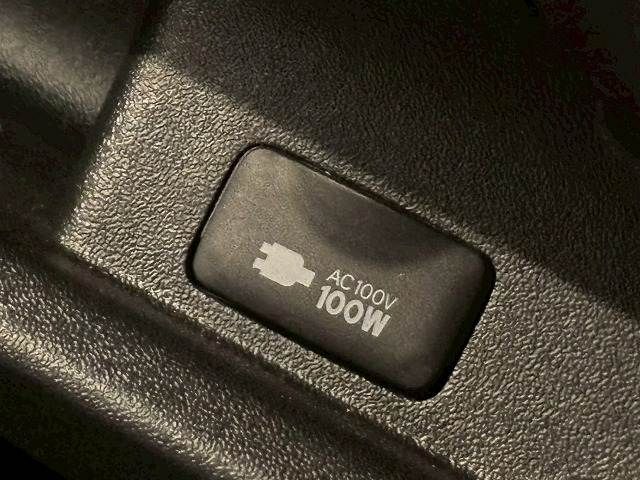 TOYOTA HIACE VAN 4WD 2023 Image 31