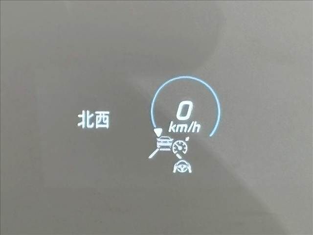 MERCEDES BENZ EQA 2021 Image 31