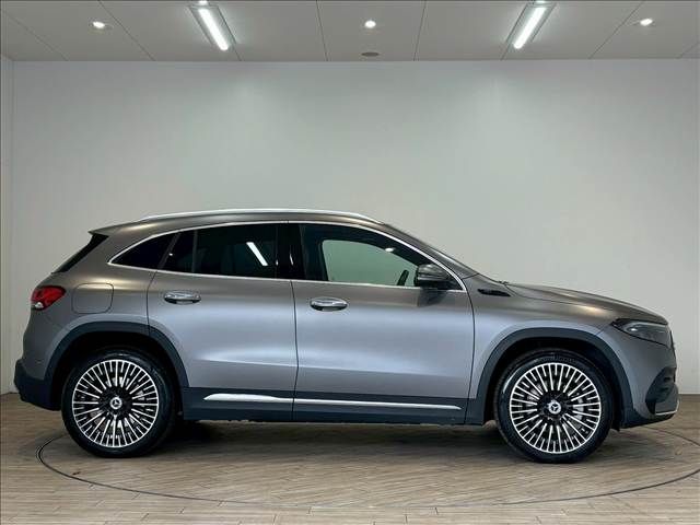 MERCEDES BENZ EQA 2021 Image 31