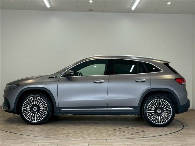 MERCEDES BENZ EQA 2021 Image 31