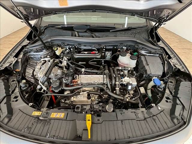 MERCEDES BENZ EQA 2021 Image 31