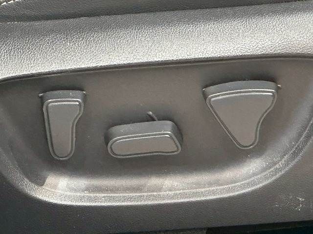 TOYOTA YARIS CROSS HYBRID 2021 Image 31