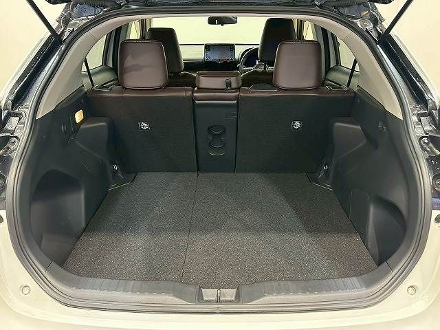 TOYOTA YARIS CROSS HYBRID 2021 Image 31