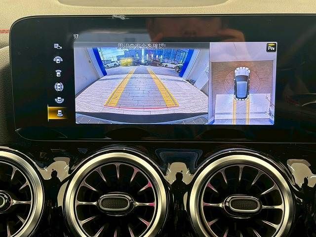 MERCEDES BENZ EQA 2022 Image 31