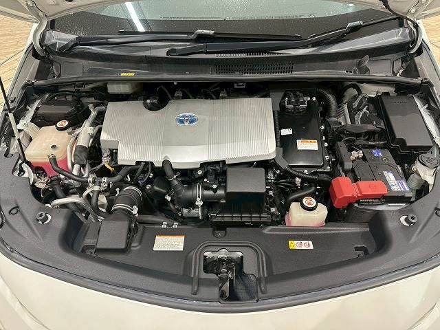 TOYOTA PRIUS PHV 2017 Image 31