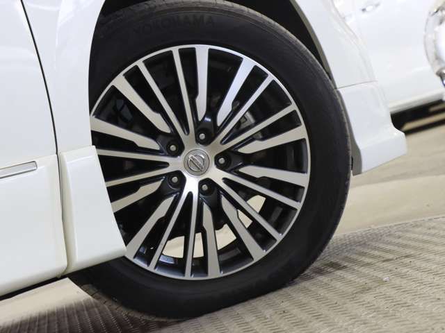 NISSAN ELGRAND 2016 Image 31