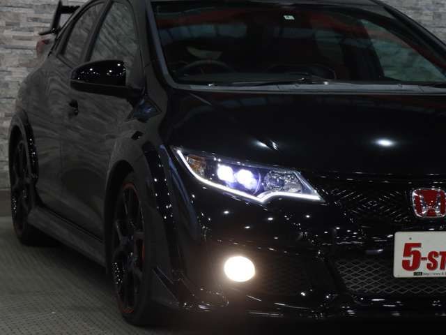 HONDA CIVIC HATCHBACK 2016 Image 31