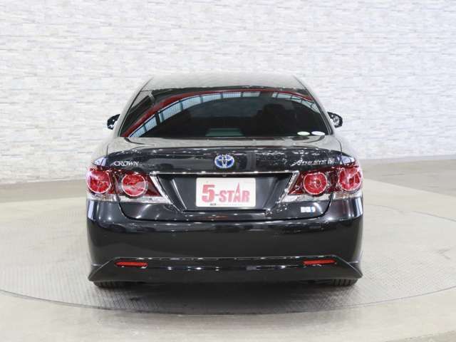 TOYOTA CROWN SEDAN HYBRID 2017 Image 31