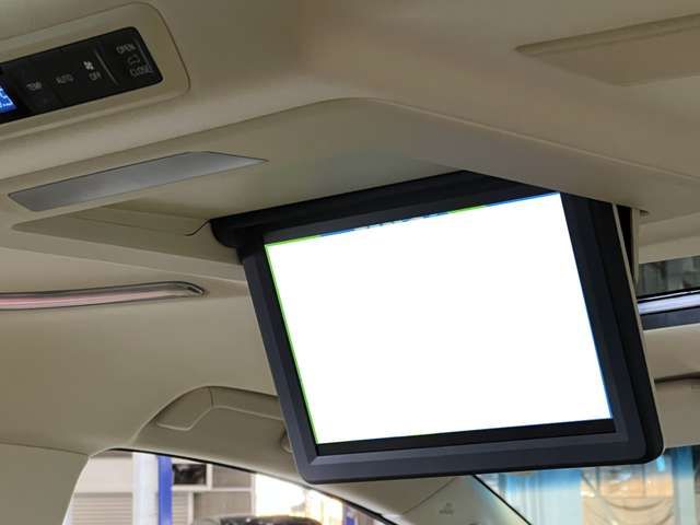 TOYOTA ALPHARD HYBRID 4WD 2018 Image 31