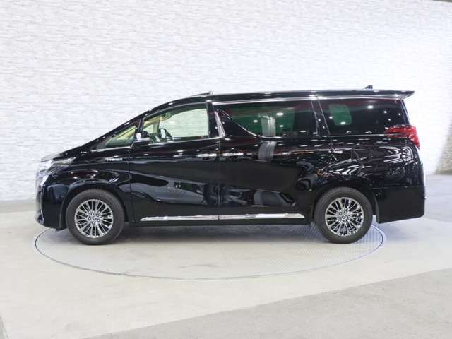 TOYOTA ALPHARD HYBRID 4WD 2018 Image 31