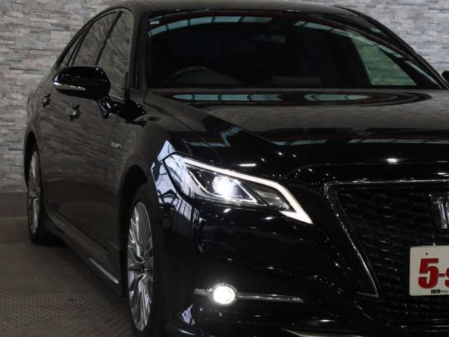 TOYOTA CROWN SEDAN HYBRID 2019 Image 31
