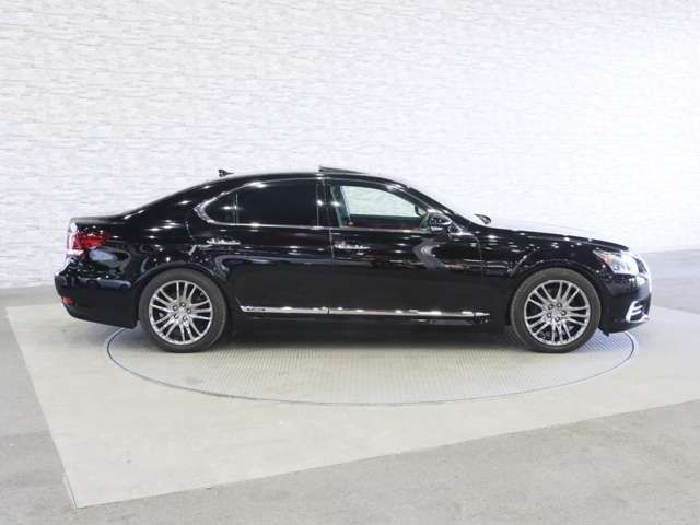 TOYOTA LEXUS LS600H 2012 Image 31