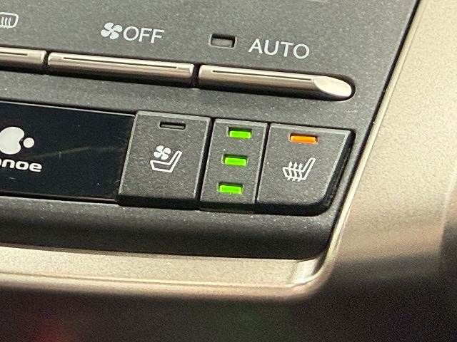 TOYOTA LEXUS NX300H 2018 Image 31