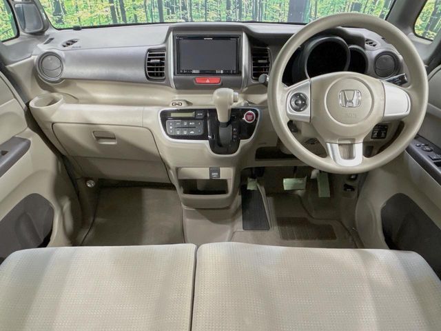 HONDA N BOX 2015 Image 31