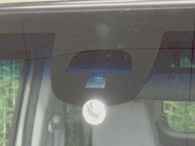 HONDA N BOX 2015 Image 31