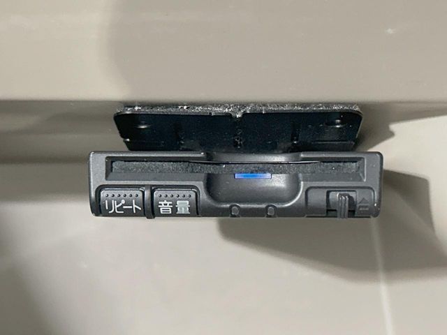 HONDA N BOX 2015 Image 31