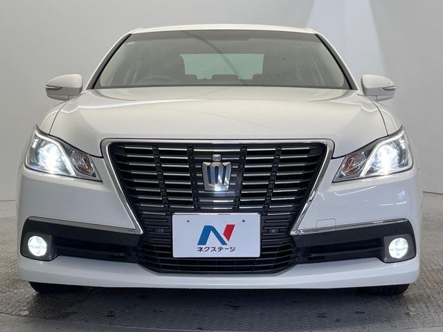 TOYOTA CROWN SEDAN HYBRID 2013 Image 31