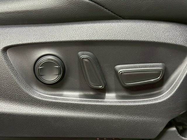 TOYOTA COROLLA CROSS HYBRID 2021 Image 31