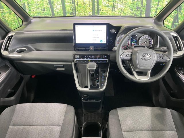 TOYOTA VOXY 4WD 2025 Image 31