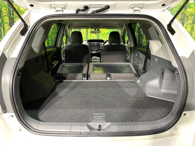 TOYOTA PRIUS ALPHA 2014 Image 31