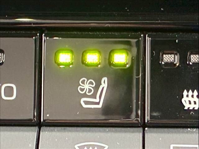 TOYOTA PRIUS 2023 Image 31