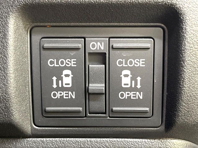 HONDA N BOX CUSTOM 2024 Image 31