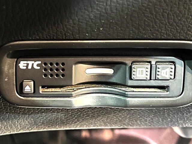 HONDA VEZEL HYBRID 2016 Image 31