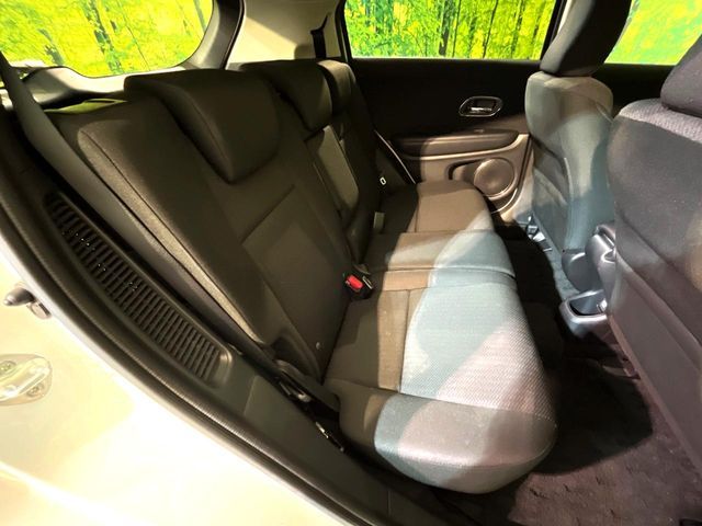 HONDA VEZEL HYBRID 2016 Image 31