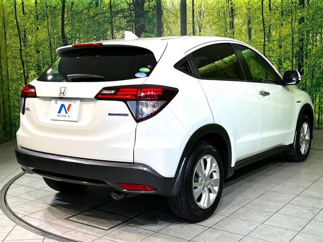 HONDA VEZEL HYBRID 2016 Image 31