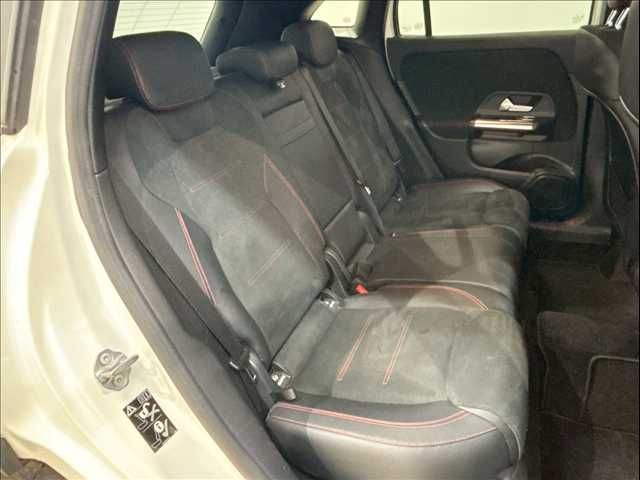 MERCEDES BENZ GLA CL 2020 Image 31