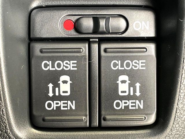 HONDA N BOX 2015 Image 31