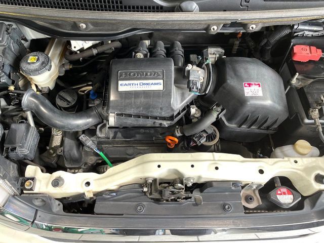 HONDA N BOX 2015 Image 31