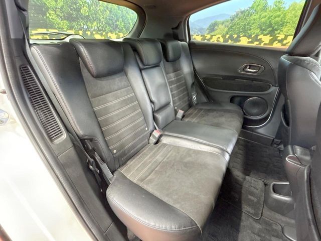 HONDA VEZEL HYBRID 2016 Image 31