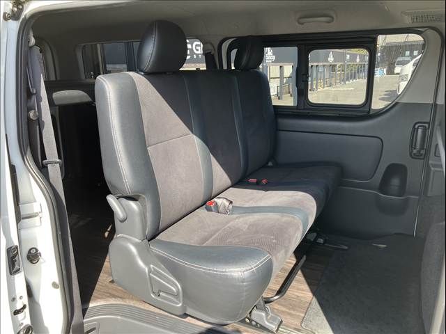 TOYOTA HIACE VAN 2WD 2017 Image 31