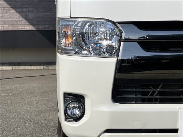 TOYOTA HIACE VAN 2WD 2017 Image 31