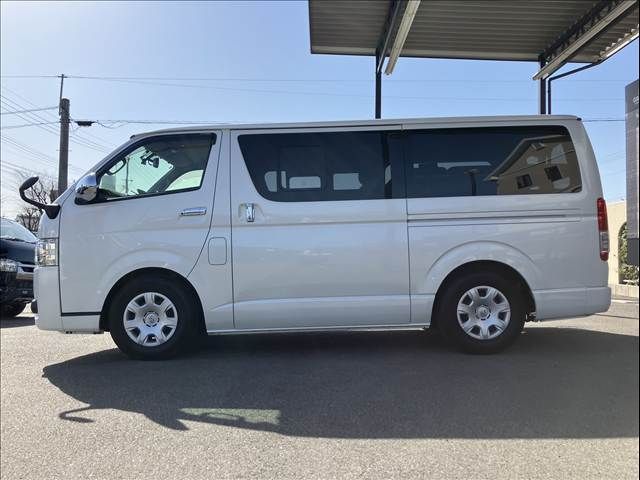 TOYOTA HIACE VAN 2WD 2017 Image 31