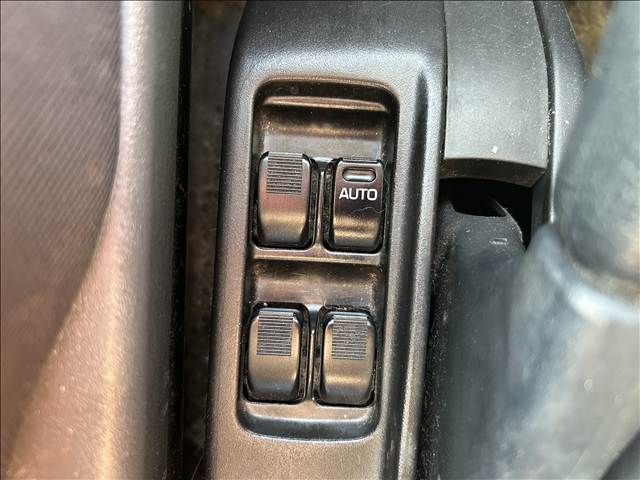 DAIHATSU NAKED 2000 Image 31