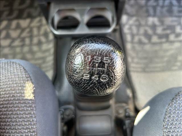 DAIHATSU NAKED 2000 Image 31