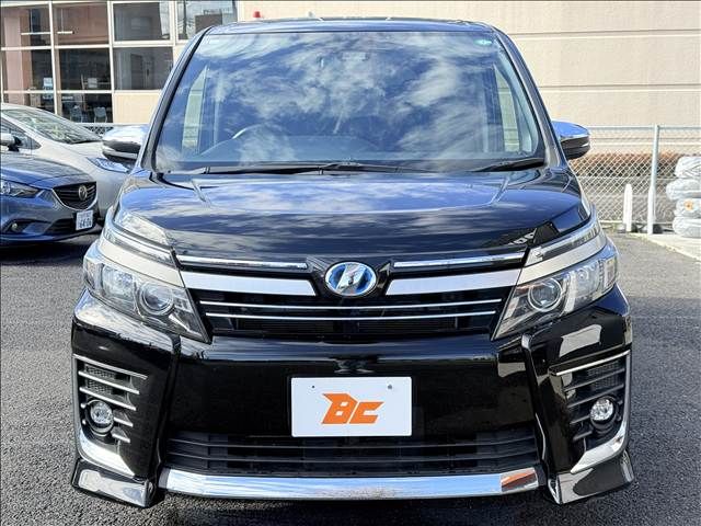 TOYOTA VOXY 2017 Image 31