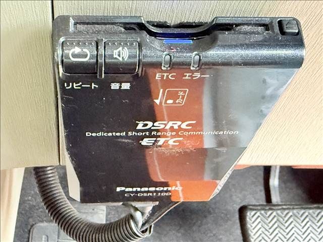 TOYOTA PRIUS ALPHA 2015 Image 31