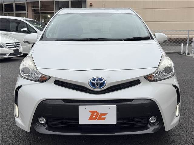 TOYOTA PRIUS ALPHA 2015 Image 31