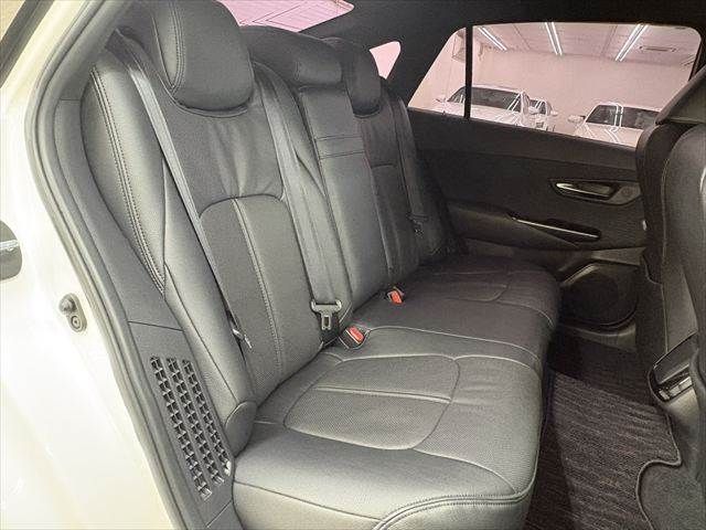 TOYOTA CROWN SEDAN HYBRID 2018 Image 31