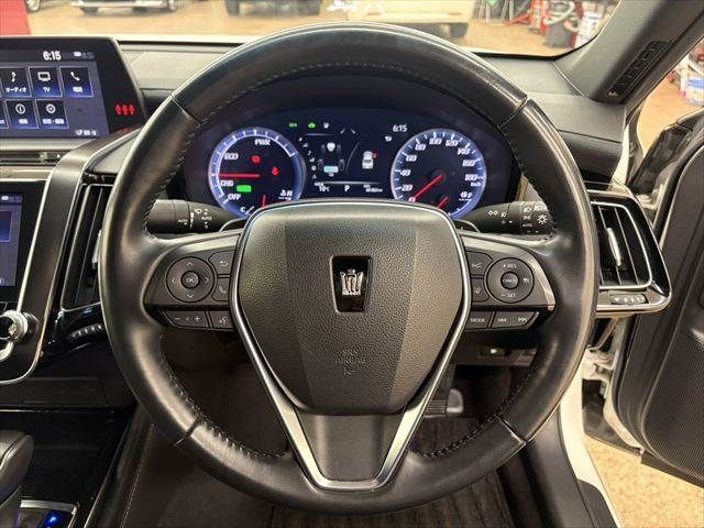 TOYOTA CROWN SEDAN HYBRID 2018 Image 31